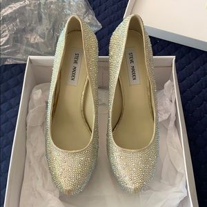 Steve Madden Deevaa Rhinstone Platform Pumps